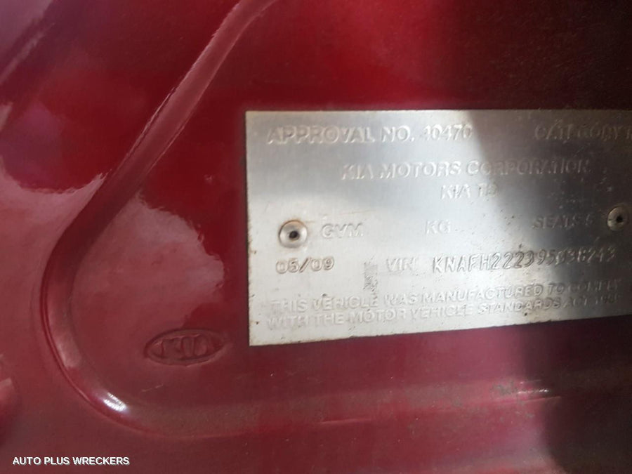 2009 Kia Cerato Right Front Door Window