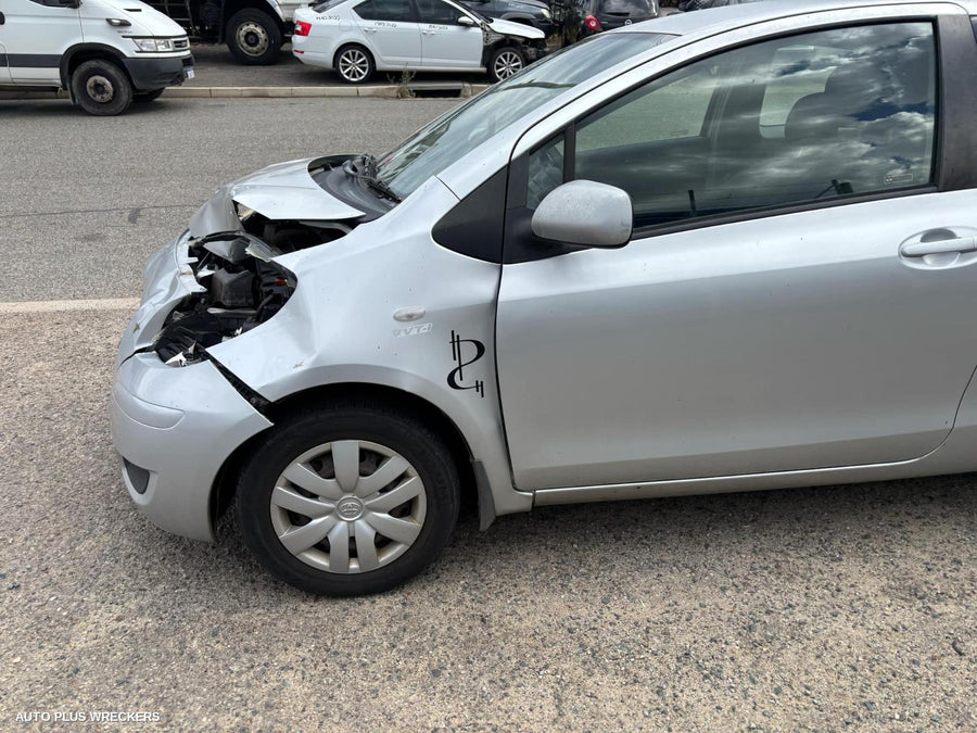 2009 Toyota Yaris Starter