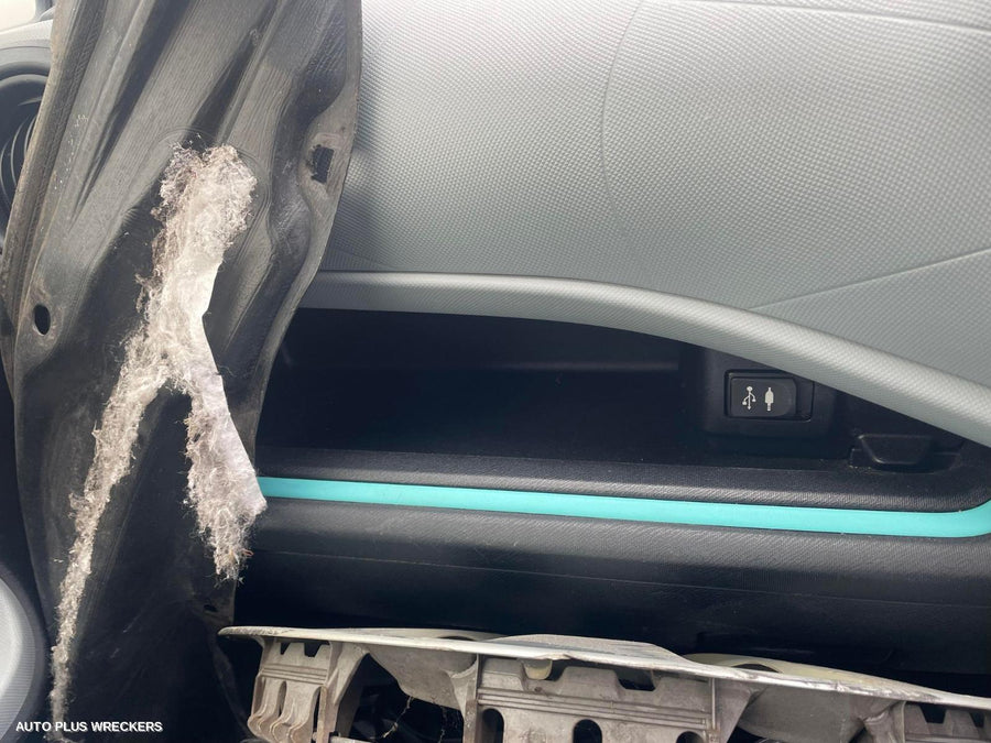 2012 TOYOTA PRIUS RIGHT DOOR MIRROR