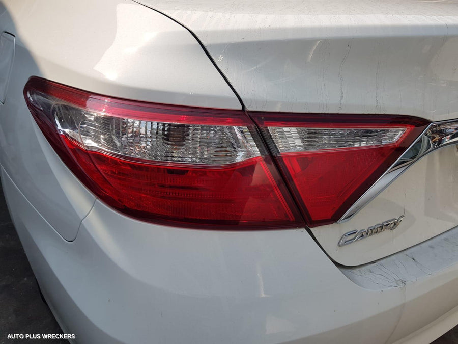 2016 Toyota Camry Wiper Arm