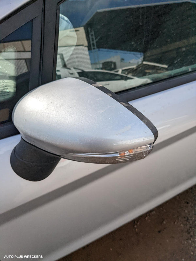 2011 Ford Fiesta Left Rear Door Window