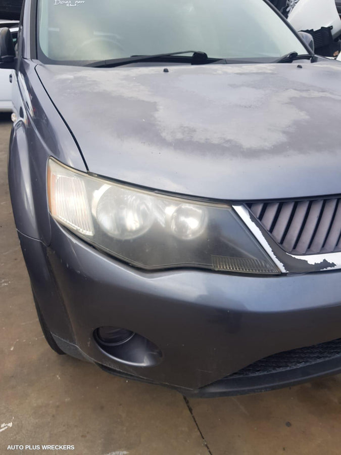 2007 Mitsubishi Outlander Left Door Mirror