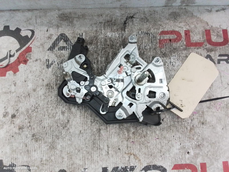 2010 Hyundai Iload/imax Door Boot Gate Lock