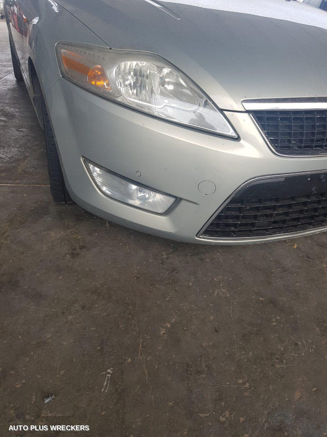 2007-2010 Ford Mondeo Rear Garnish