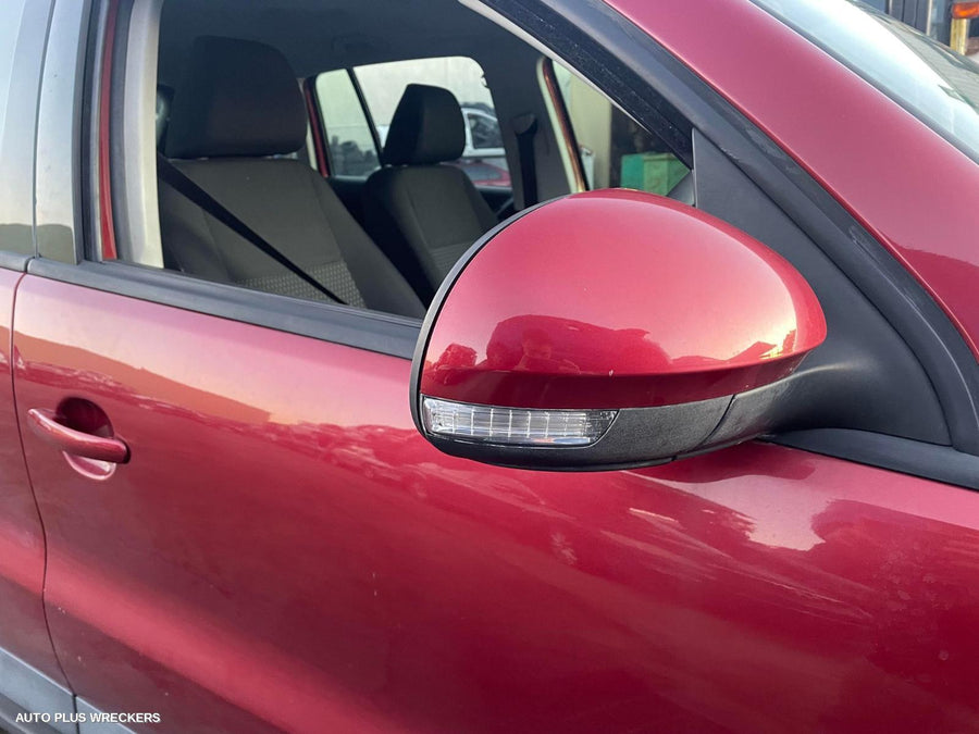 2009 Volkswagen Tiguan Left Headlamp