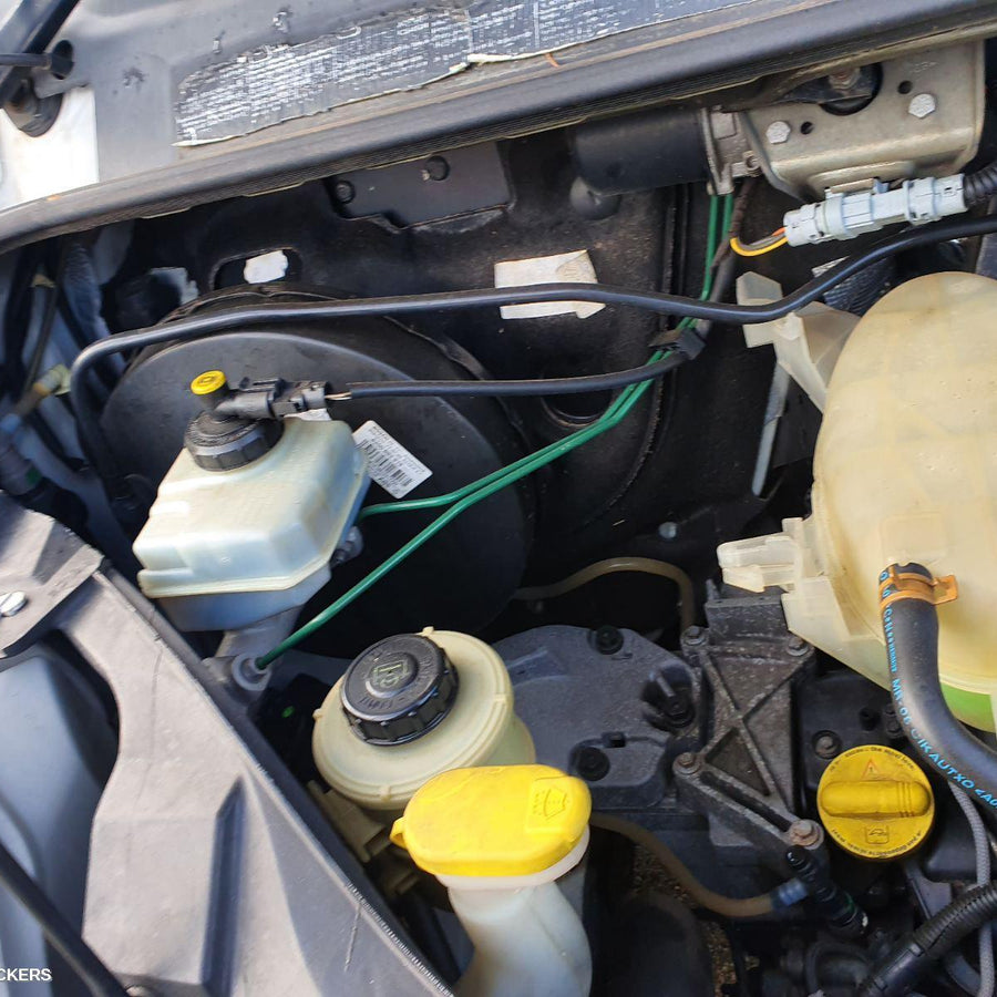 2004-2010 Renault Master Radiator Support