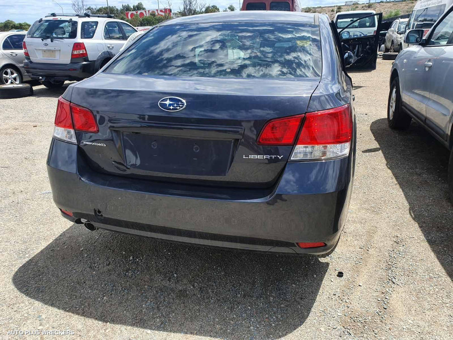 2011 Subaru Liberty Right Rear Door Sliding