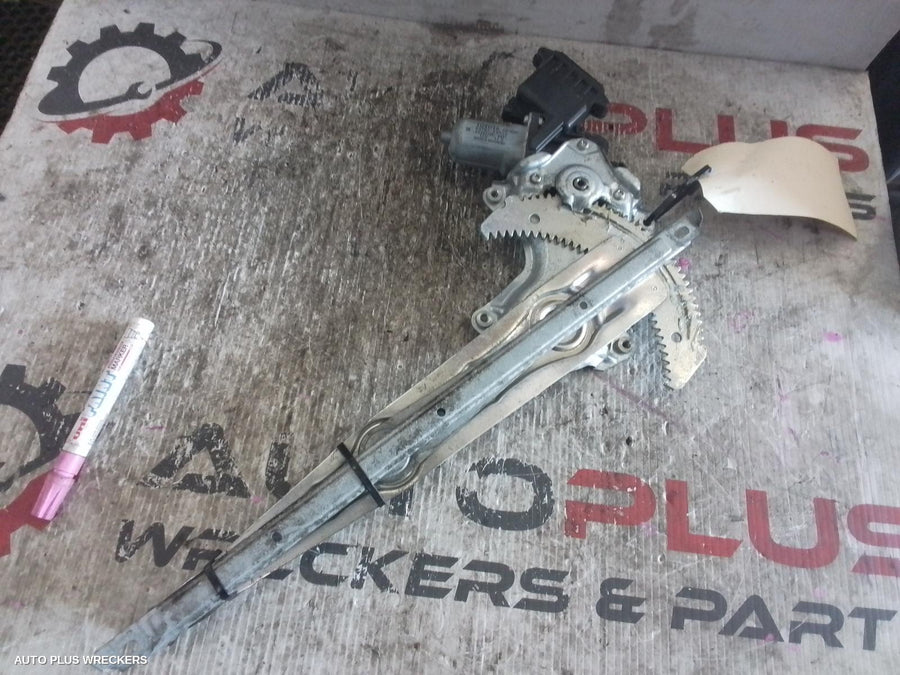 2013-2019 Toyota Corolla Right Front Window Reg Motor