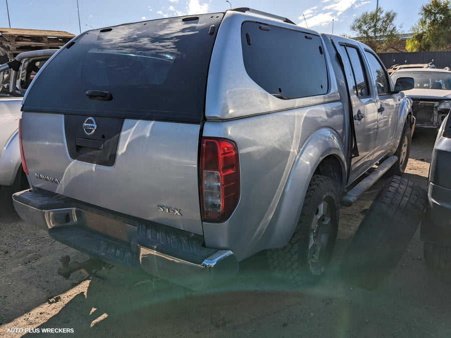 2007 Nissan Navara Right Guard