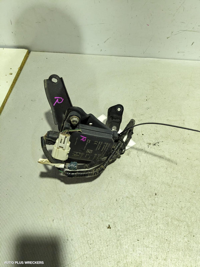 2007-2021 Toyota Landcruiser Misc Switch Relay
