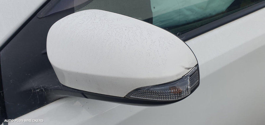 2016 Toyota Corolla Antenna