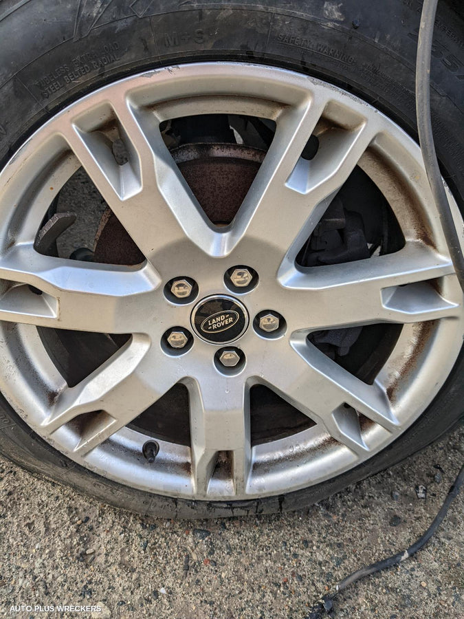 2014 Land Rover Rangerover Evoque Caliper