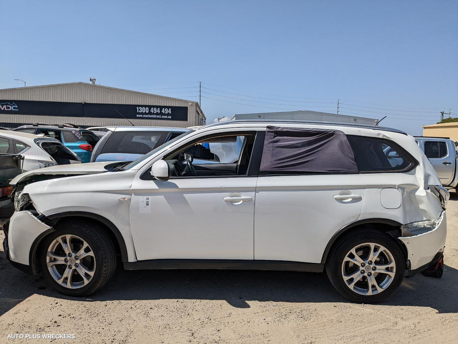 2014 Mitsubishi Outlander Wheel Mag