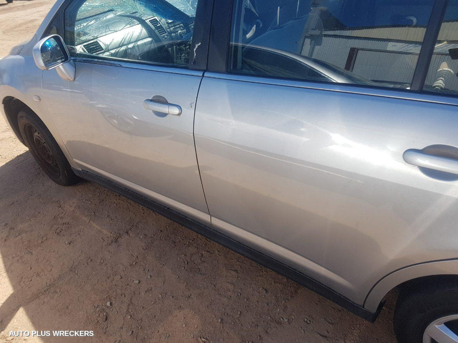 2006 Nissan Tiida Radiator