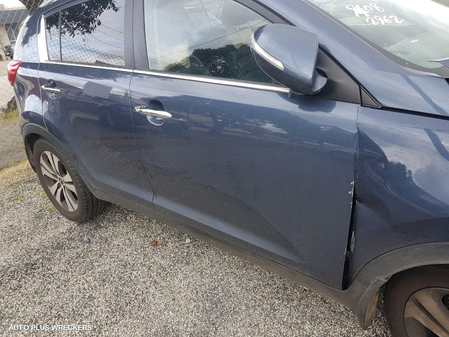 2012 Kia Sportage Right Front Door Window