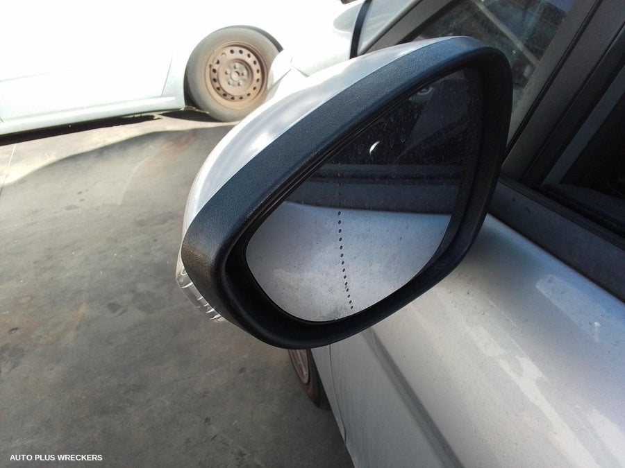 2008-2019 Ford Fiesta Overflow Bottle