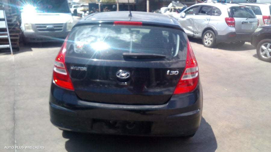 2010 Hyundai I30 Left Guard