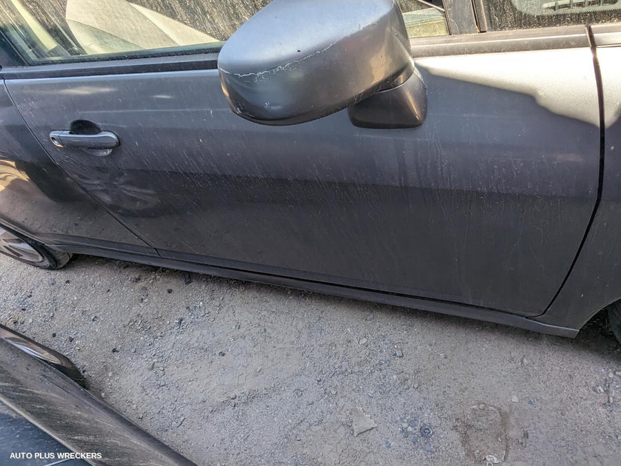 2007 Nissan Tiida Left Front Door Window