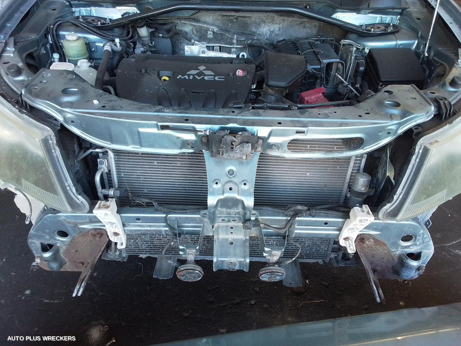 2006 Mitsubishi Outlander Bonnet