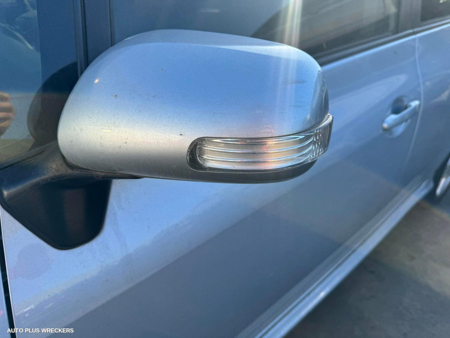 2010 Toyota Corolla Sunvisor