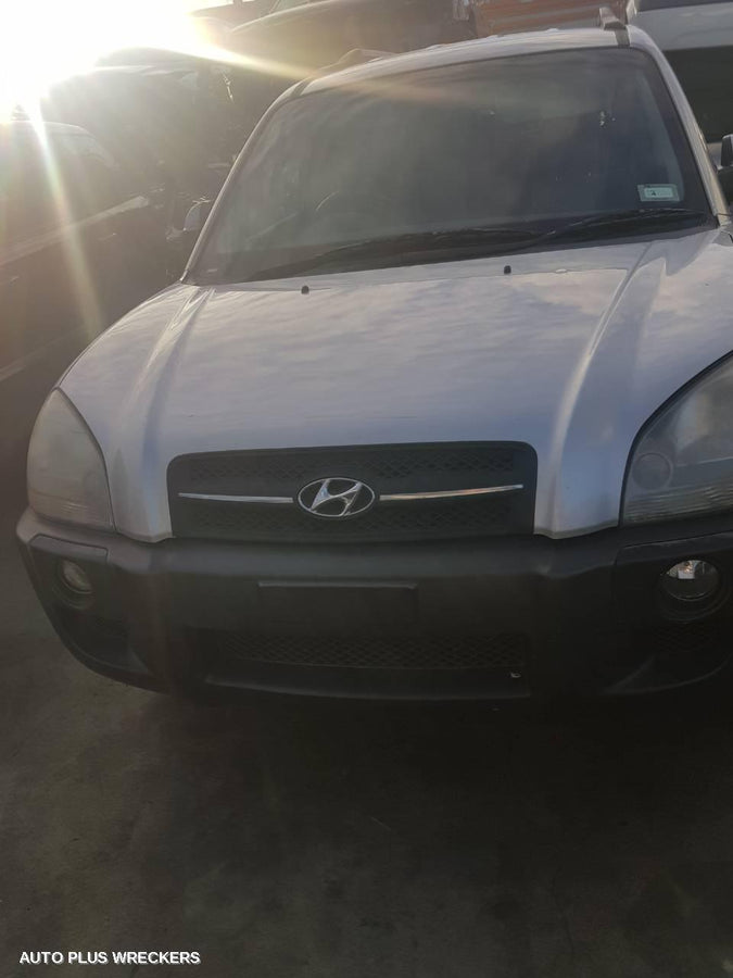 2004-2010 Hyundai Tucson A C Condenser