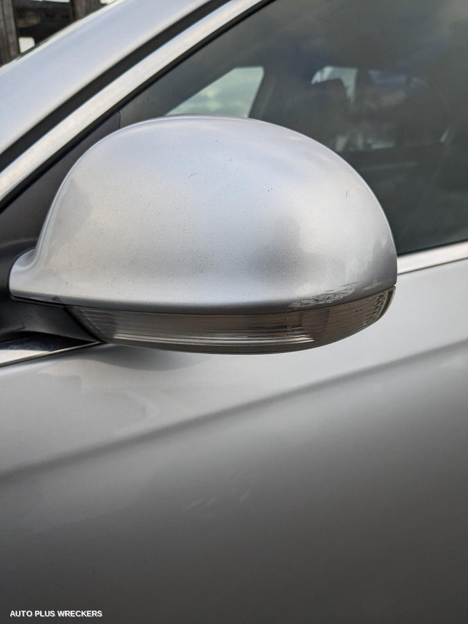 2006 Volkswagen Jetta Bonnet