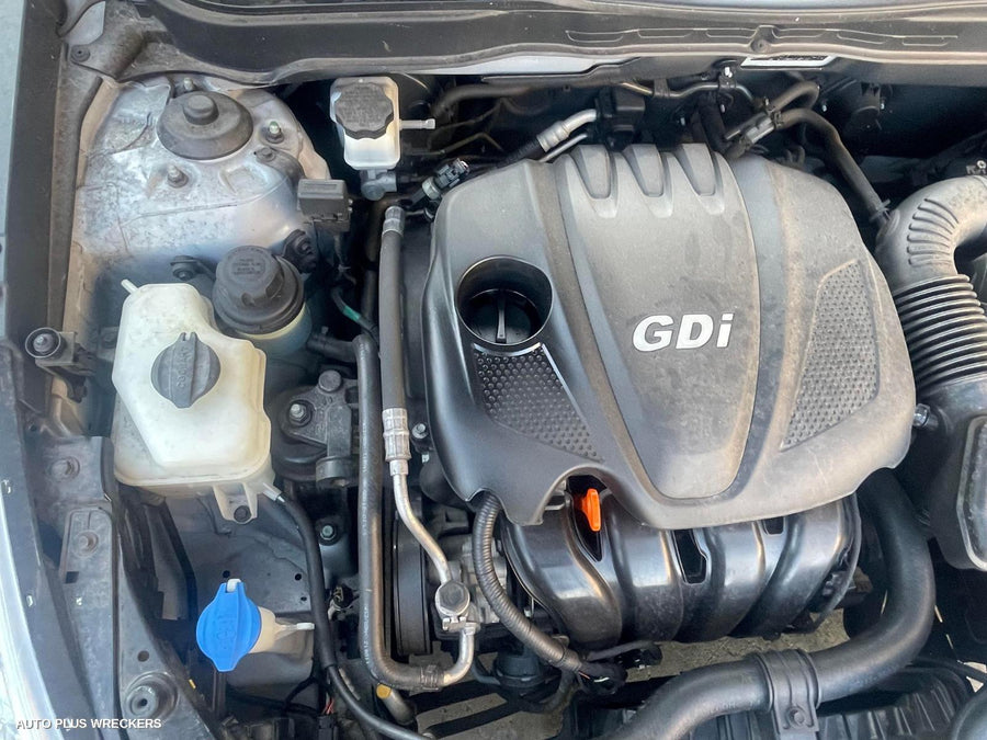 2011 Hyundai I45 Right Guard