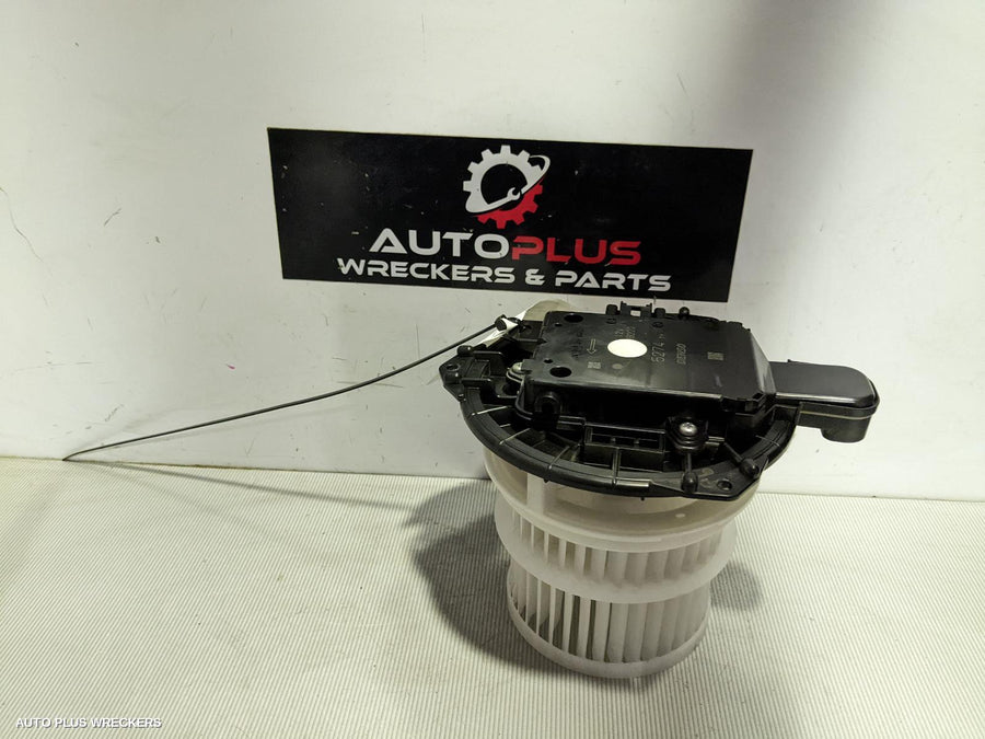 2020 Toyota Corolla Heater Fan Motor