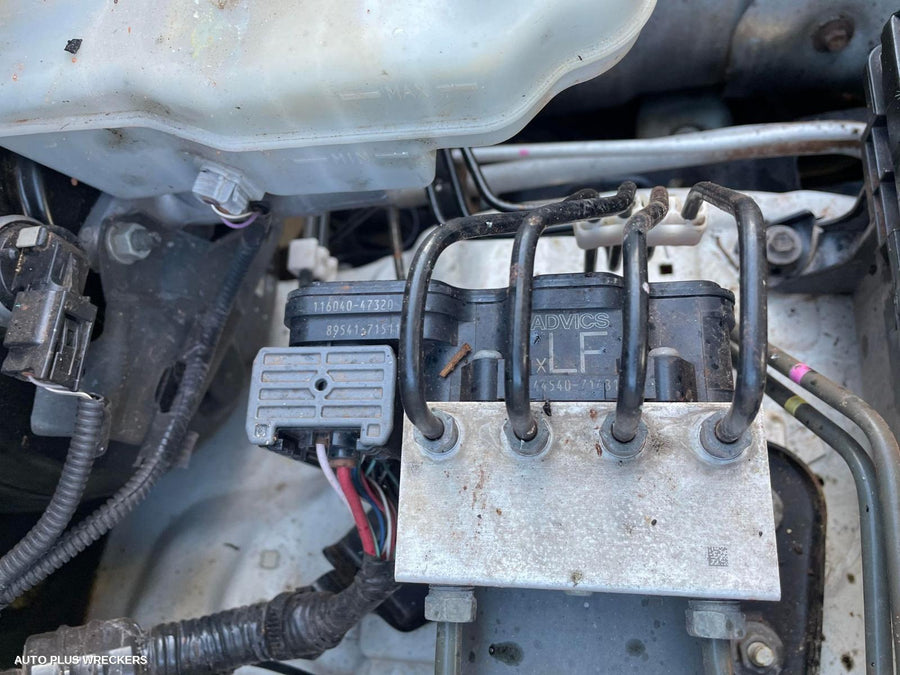 2018 Toyota Hilux Right Rear Strut