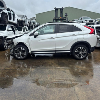 2019 Mitsubishi Eclipse Cross Right Rear Door Window