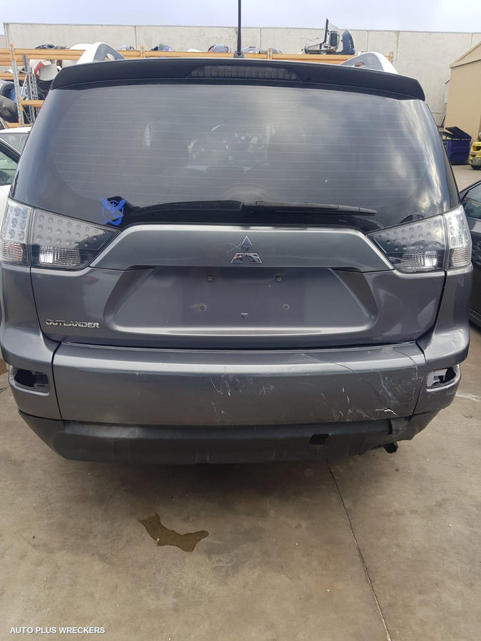 2007 Mitsubishi Outlander Left Door Mirror