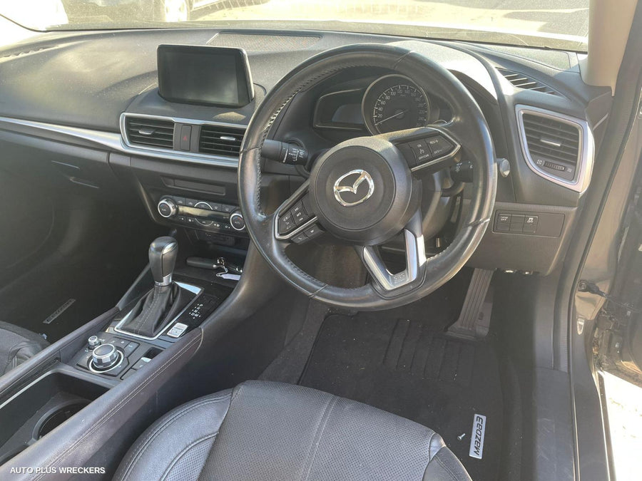 2018 Mazda 3 Right Front Door Window