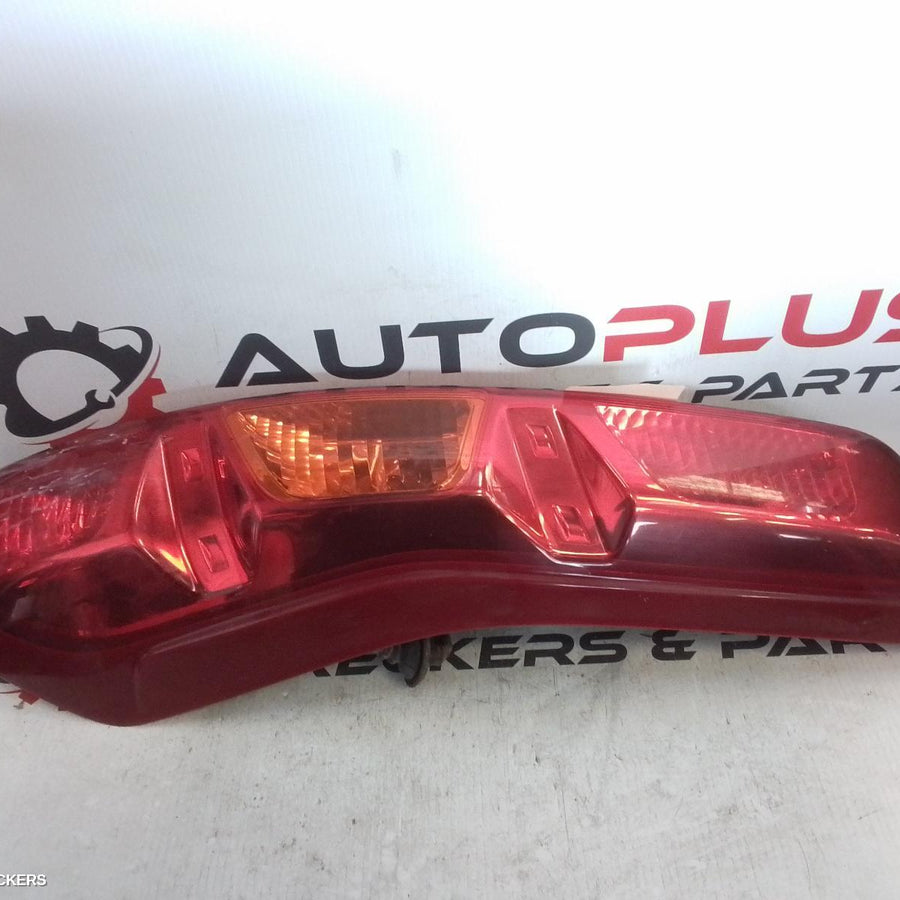 2007-2010 Nissan Xtrail Right Taillight