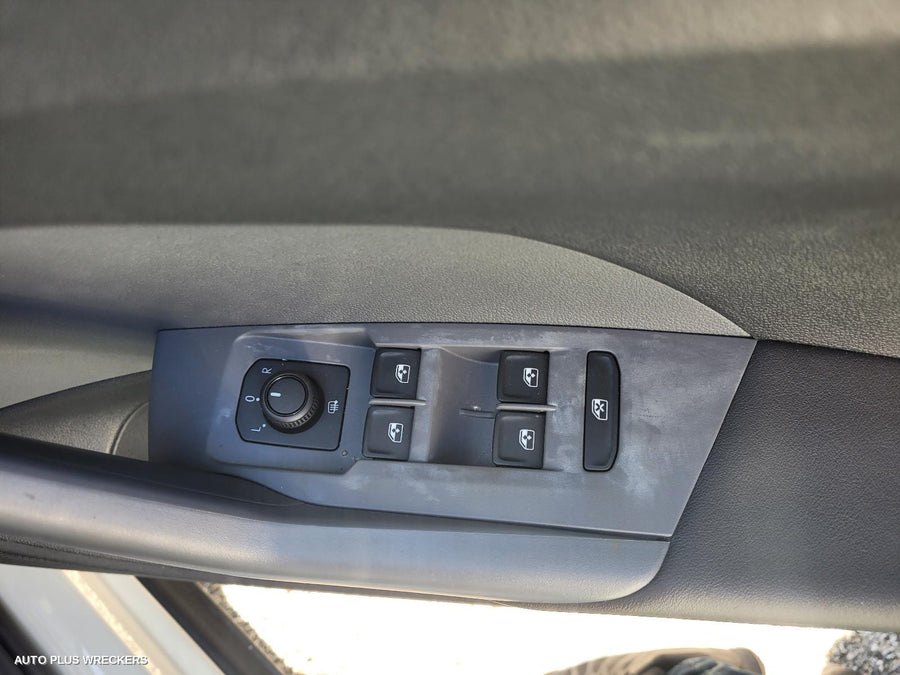 2021 Volkswagen T-cross Left Door Mirror