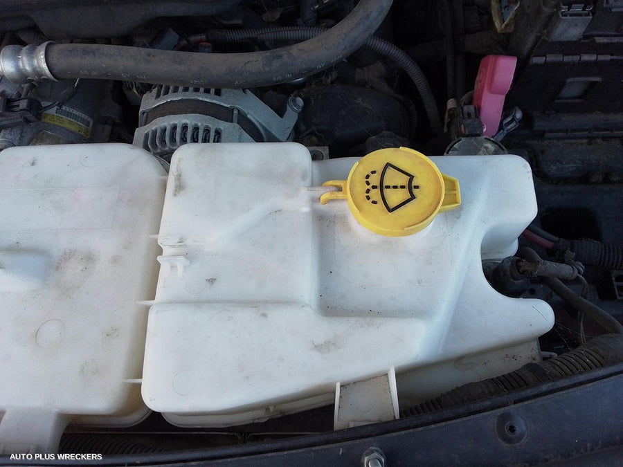 2007 Dodge Nitro Left Guard