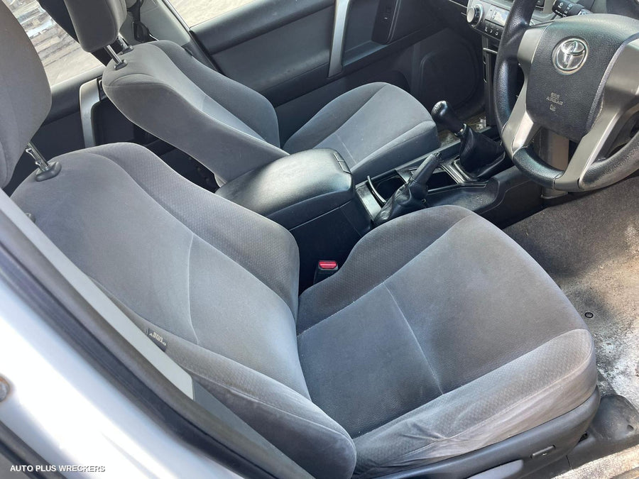 2011 Toyota Prado Left Front Door Window