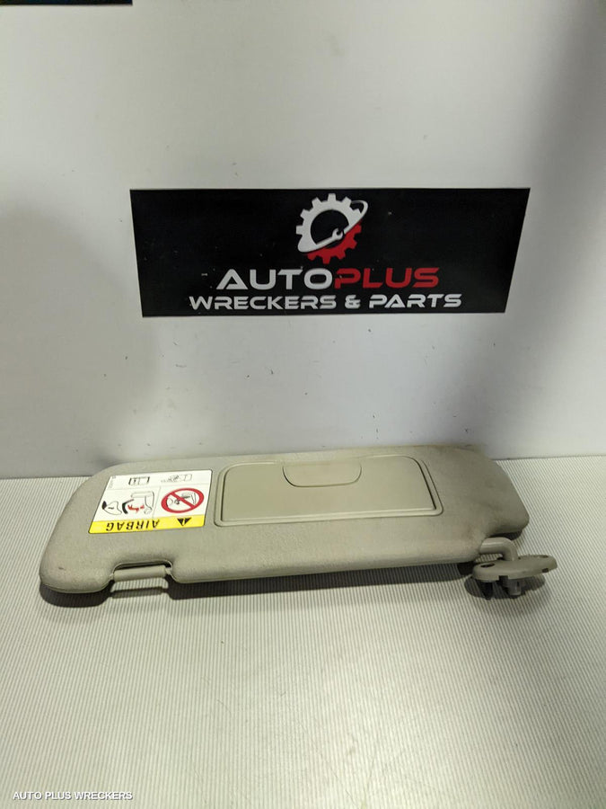 2016 HOLDEN CAPTIVA SUNVISOR