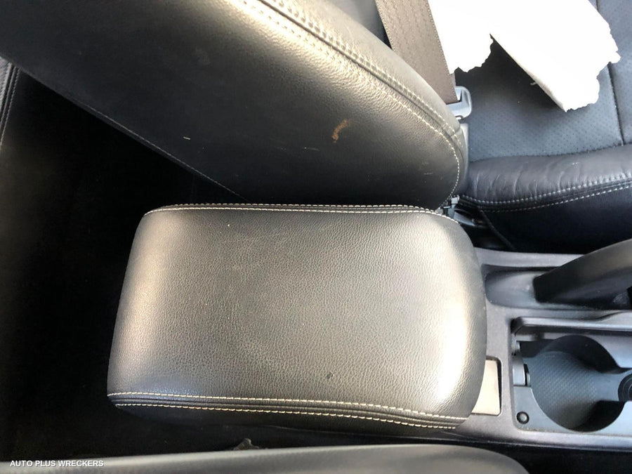 2010 Mitsubishi Lancer Rear Garnish