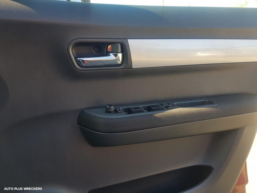 2010 Suzuki Swift Door Boot Gate Lock