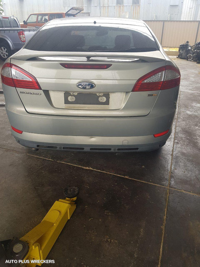 2007-2010 Ford Mondeo Rear Garnish