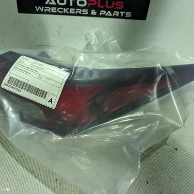 2021-2026 Mitsubishi Outlander Right Taillight