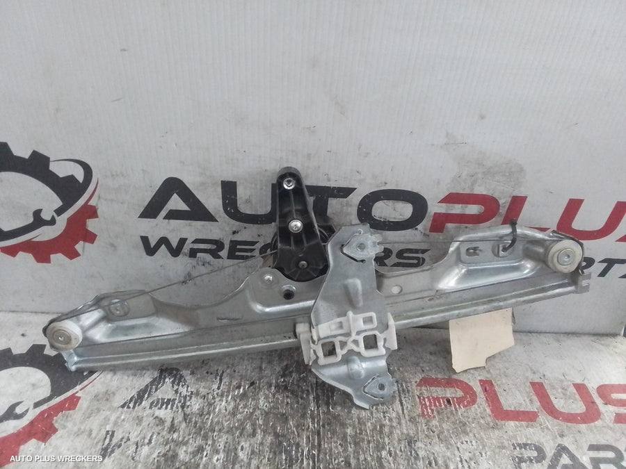 2013-2017 Nissan Qashqai Left Rear Wnd Reg Motor