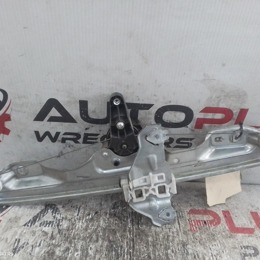 2013-2017 Nissan Qashqai Left Rear Wnd Reg Motor
