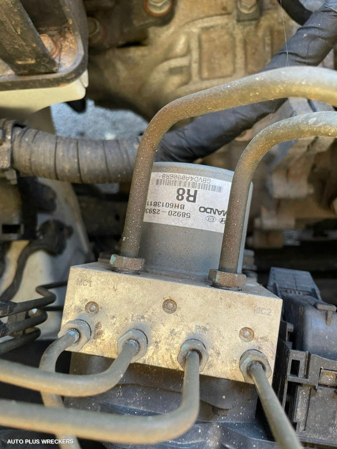 2011 Hyundai Ix35 Radiator Support