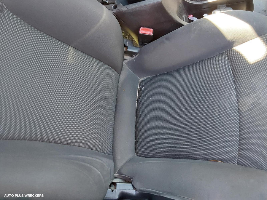 2013 Holden Cruze Right Rear Door Window