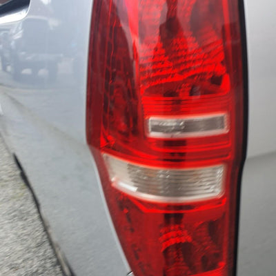 2010 Hyundai Iload/imax Overflow Bottle