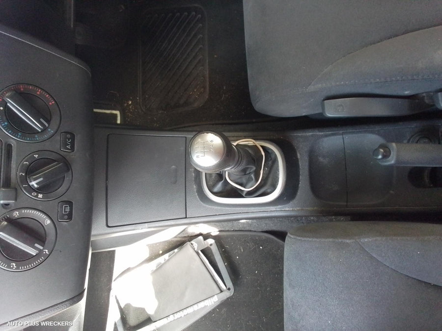 2011 Nissan Tiida Fan