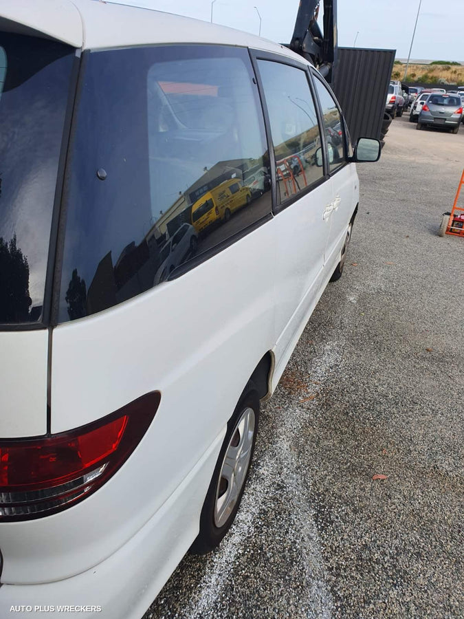 2004 Toyota Tarago Door Handle