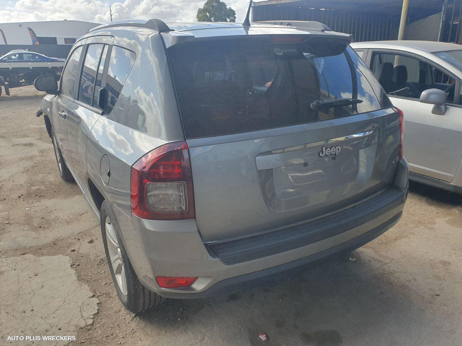 2013 Jeep Compass Left Indicator Fog Side