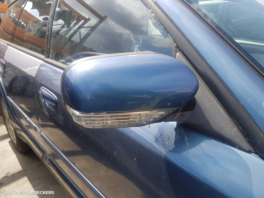 2003-2006 Subaru Outback Right Guard